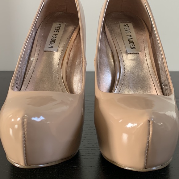 STEVE MADDEN nude platform high heels - Picture 5 of 10